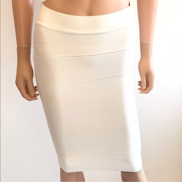BCBGMaxAzria Dresses & Skirts - BCBG Gardenia Alexa Pencil Skirt Size XS Ivory